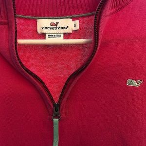 Vineyard Vines Womens’s 3/4 zip Pullover size: small color: dark pink